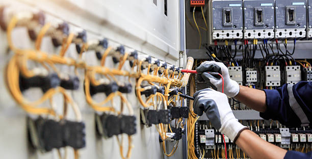 Professional Electrician technician working in Newington, VA